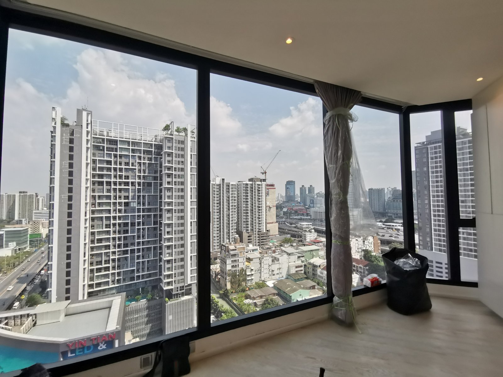 ฟิล์มใส| dm88windowfilms